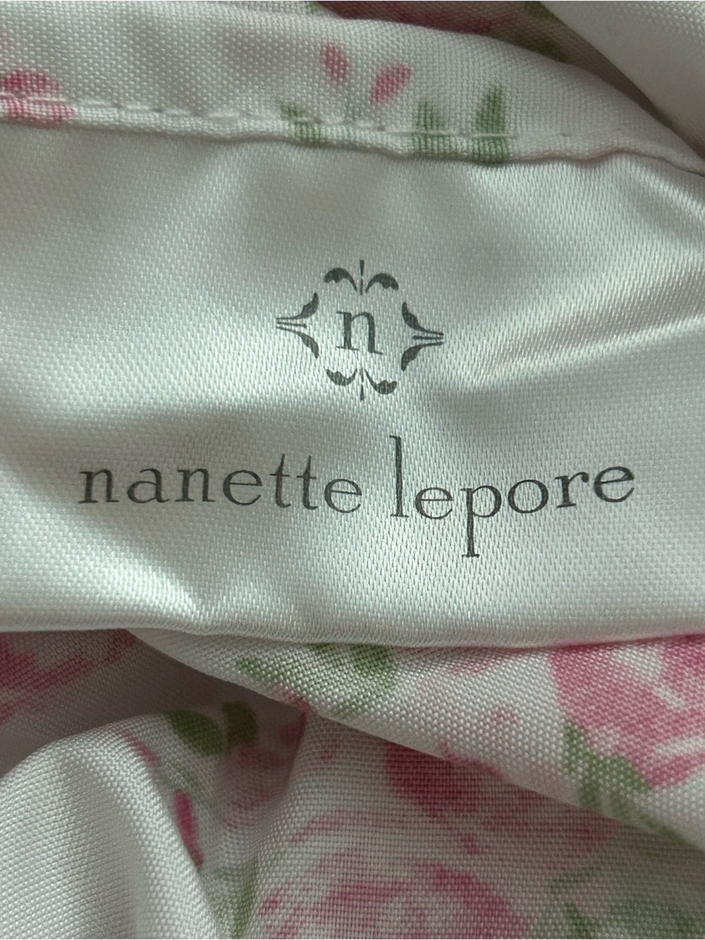 Floral Pink Rose Bedding Set - Classic Floral Print - Picture 2 of 16